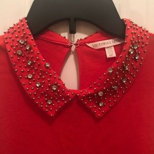 Sleeveless Victoria Secret top